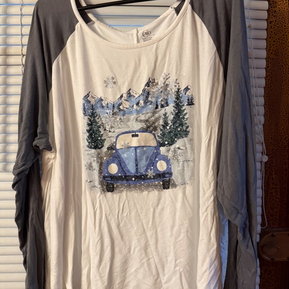 3/4 Sleeve Winter Scene T-Shirt - Picture 2 of 4